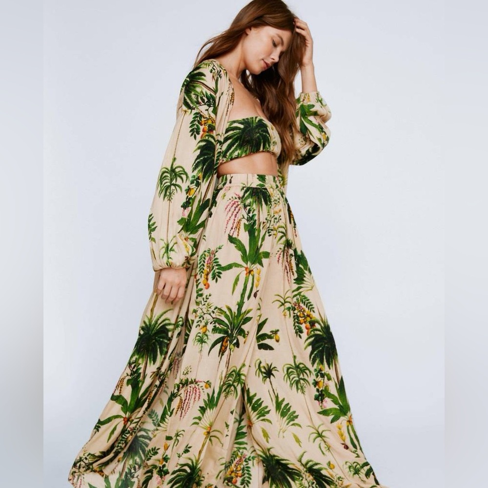 NastyGal Crinkle 3 piece Bandeau, Pants and Maxi Kimono Set, size S, BLACK color